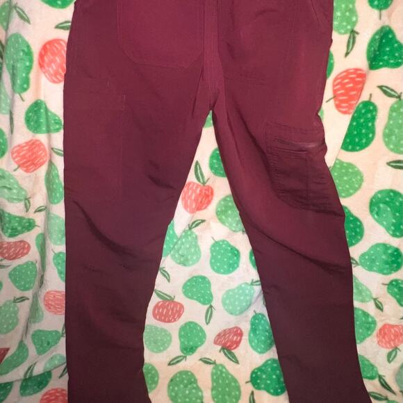 Figs scrub pants size XS - Picture 11 of 12